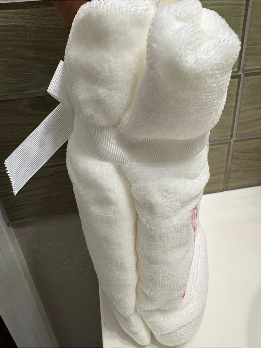 Kassafina Home Collection White Hand Towels w/Pink Bunny Embroidery - Set of 2